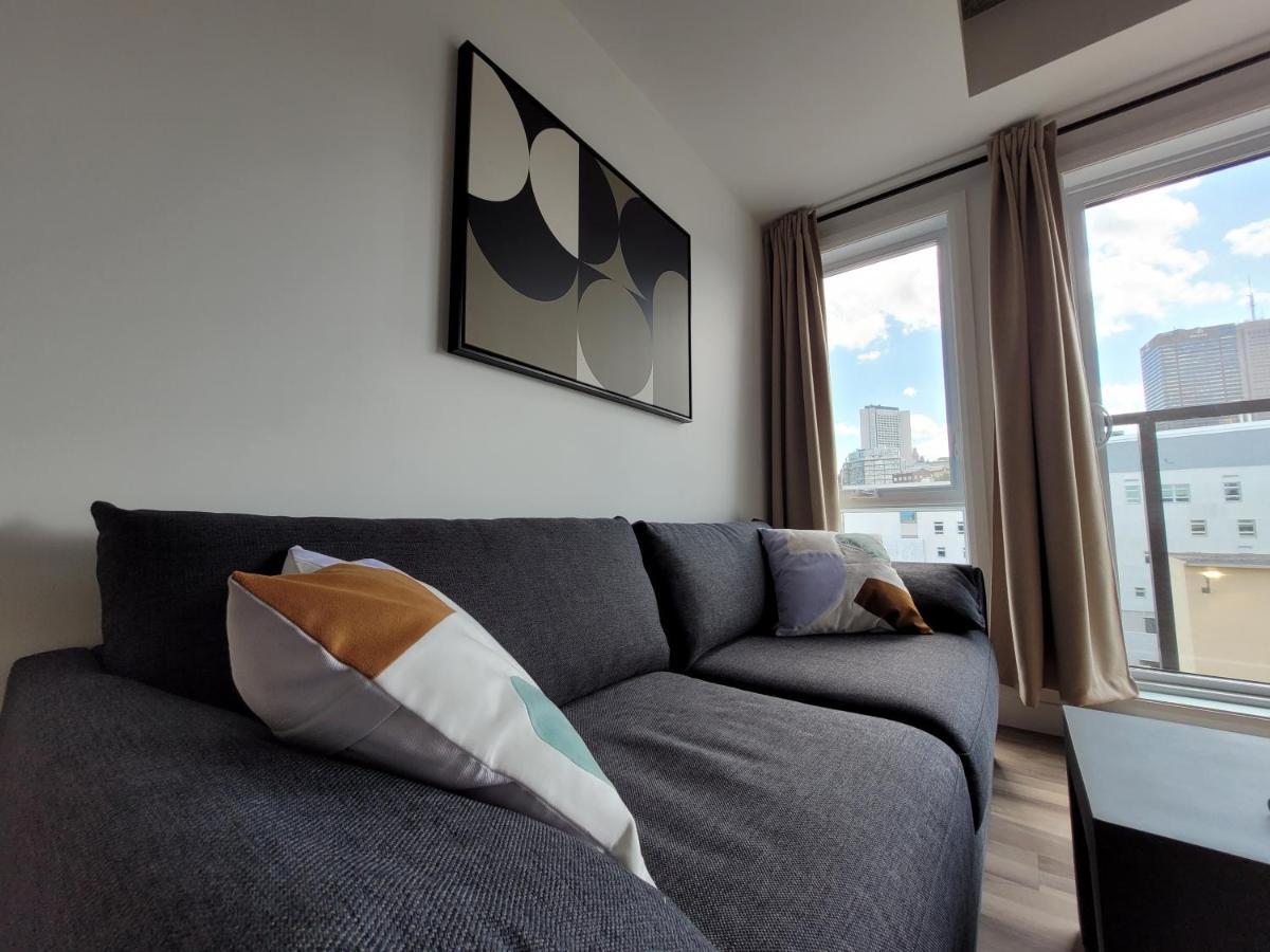 Condo Mid-Century Modern Style - Pool/Terrace Квебек Екстер'єр фото